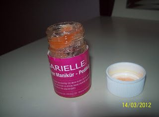 Barielle ojelerim ve 60 saniyede manikür ve pedikür jeli