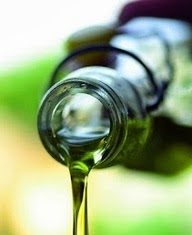 Zeytinyağlı bol vitaminli bir salata tarifi ZEYTİNYAĞI