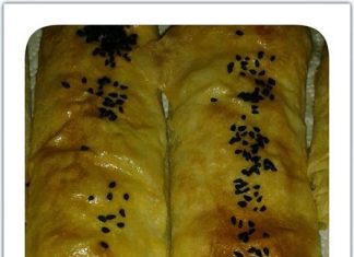 Pırasalı, havuçlu kolay börek.