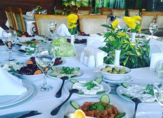 Develi Ataşehir yılbaşı hediyeleşmesi etkinliği