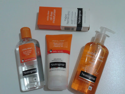 neutrogena visibly clear sivilce temizleyici jel neutrogena visibly clear peeling