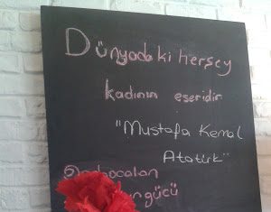 Kırıntı Cafe’de kadınlar günü