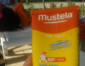 Mustela 50 Spf yüksek koruma faktörlü spray