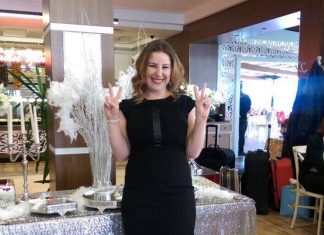 Silver glitter temalı kadınlar günü organizasyonu