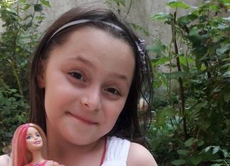 Barbie Işıltılı Gökkuşağı Deniz Kızı