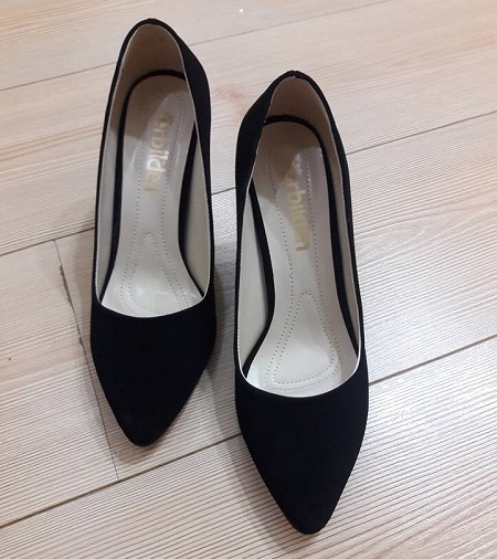 siyah topuklu ayakkabı, siyah stiletto, süet topuklu ayakkabı, uygun fiyatlı ayakkabılar.