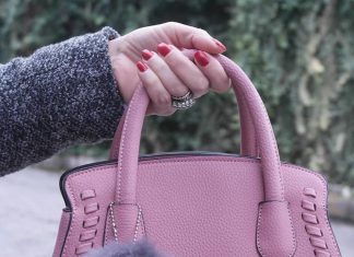 Pembe ponponlu çanta ponponlu pembe çanta, gamiss çanta modelleri, farklı çanta modelleri, ilginç çanta modelleri