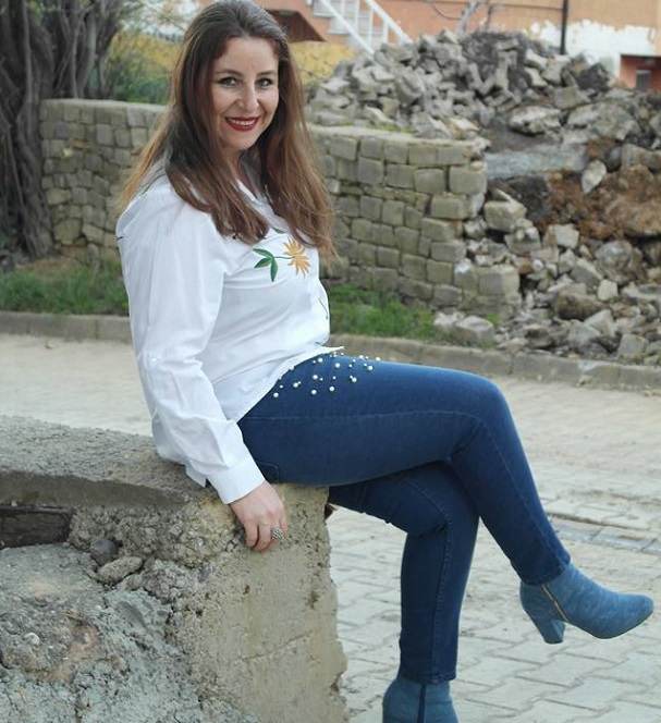inci detaylı jean