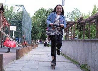 Çocuklar için Scooter keyfi