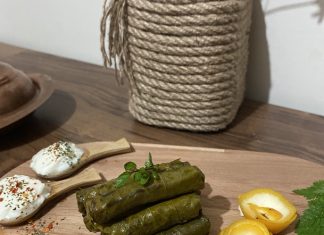 Zeytinyağlı yaprak sarması nasıl yapılır Zeytinyağlı Yaprak Sarma