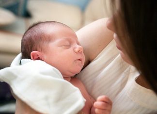Bebeklerde uyku problemleri bebek