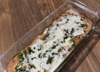 Kaşar peynirli maydanozlu ekmek pratik kahvaltılık ekmek