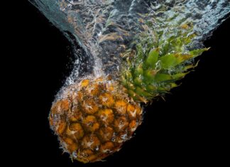 Mango, ekşi elma ve ananas ananas