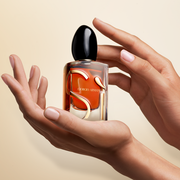 Si_Parfum_ armani si yeni parfüm